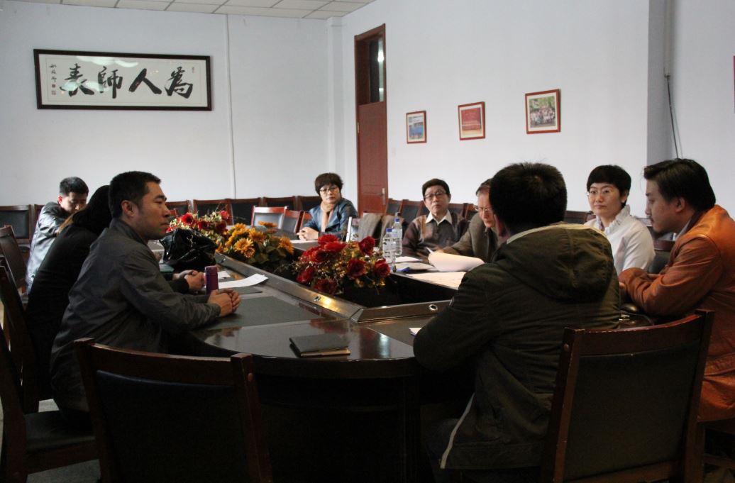 报告会照片1.JPG 报告会照片1.JPG